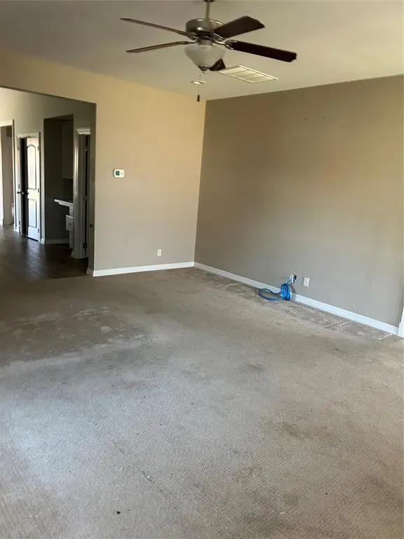 Photo 17 — 702 Bison, Enid, OK 73701