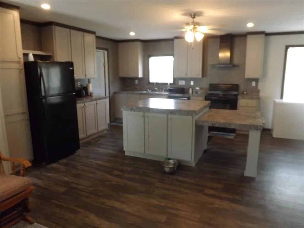 Photo 21 — 413 NW 3 RD. Street, Tipton, OK 73570
