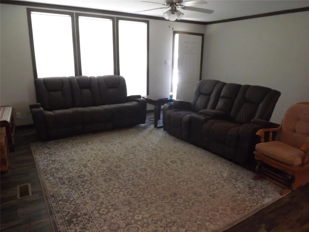 Photo 25 — 413 NW 3 RD. Street, Tipton, OK 73570