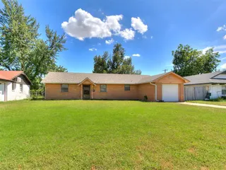 Sold home at 7616 NW 29th Street