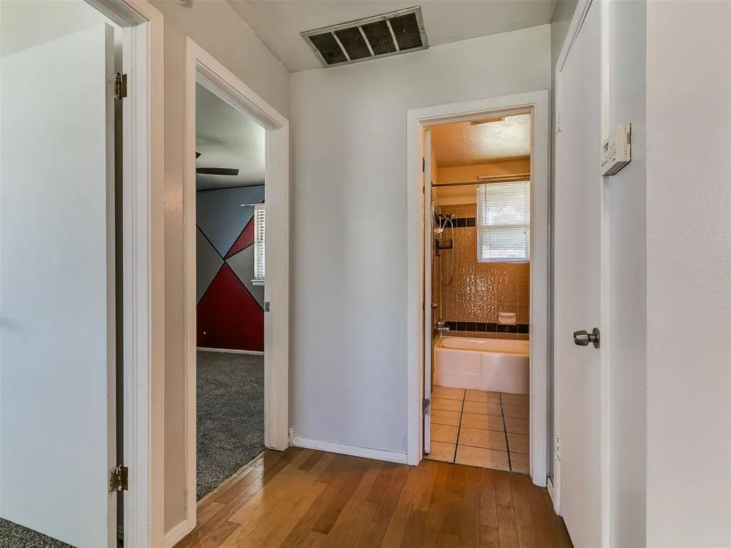 Photo 14 — 7616 NW 29th Street, Bethany, OK 73008
