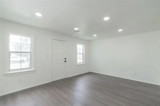 Photo 5 — 2220 SW 28th Street, Oklahoma City, OK 73108