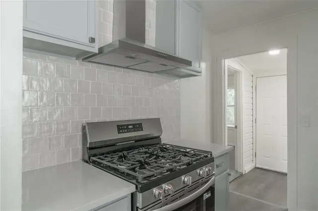 Photo 8 — 2220 SW 28th Street, Oklahoma City, OK 73108