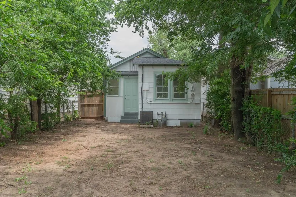 Photo 23 — 2220 SW 28th Street, Oklahoma City, OK 73108