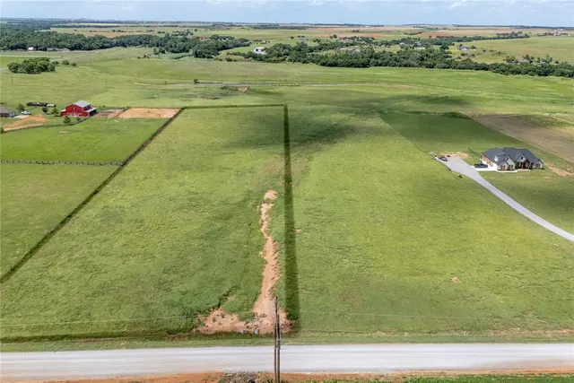 Front exterior — E Arapaho Road, Weatherford, OK 73096