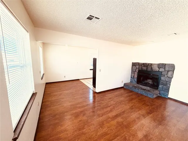 Photo 3 — 320 Falcon Court 3, Norman, OK 73069