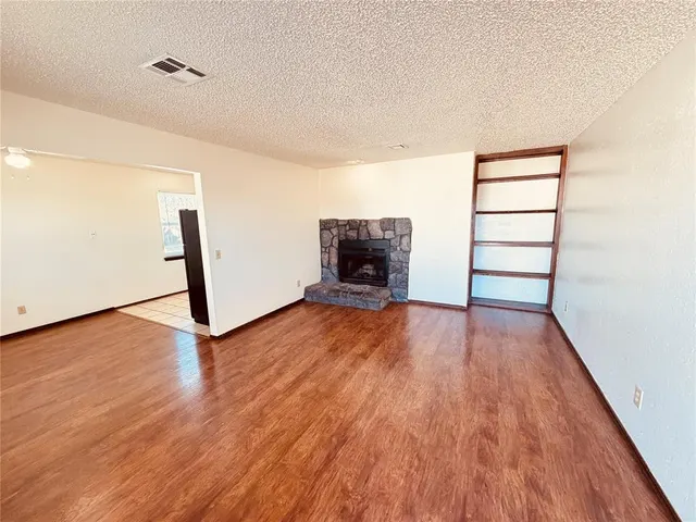 Photo 4 — 320 Falcon Court 3, Norman, OK 73069