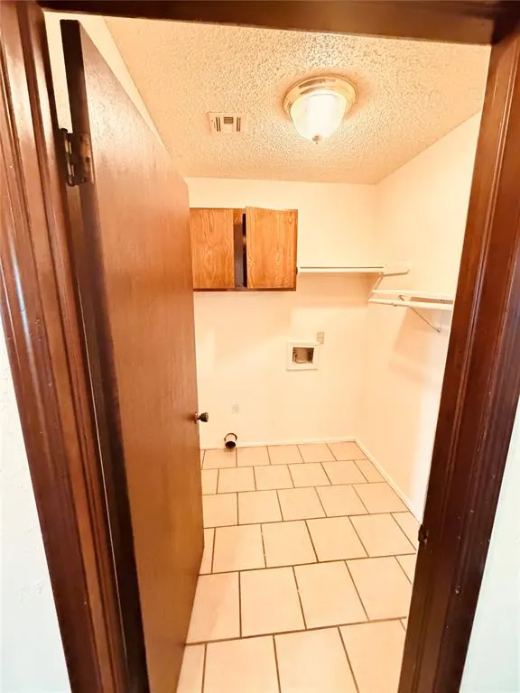 Photo 11 — 320 Falcon Court 3, Norman, OK 73069