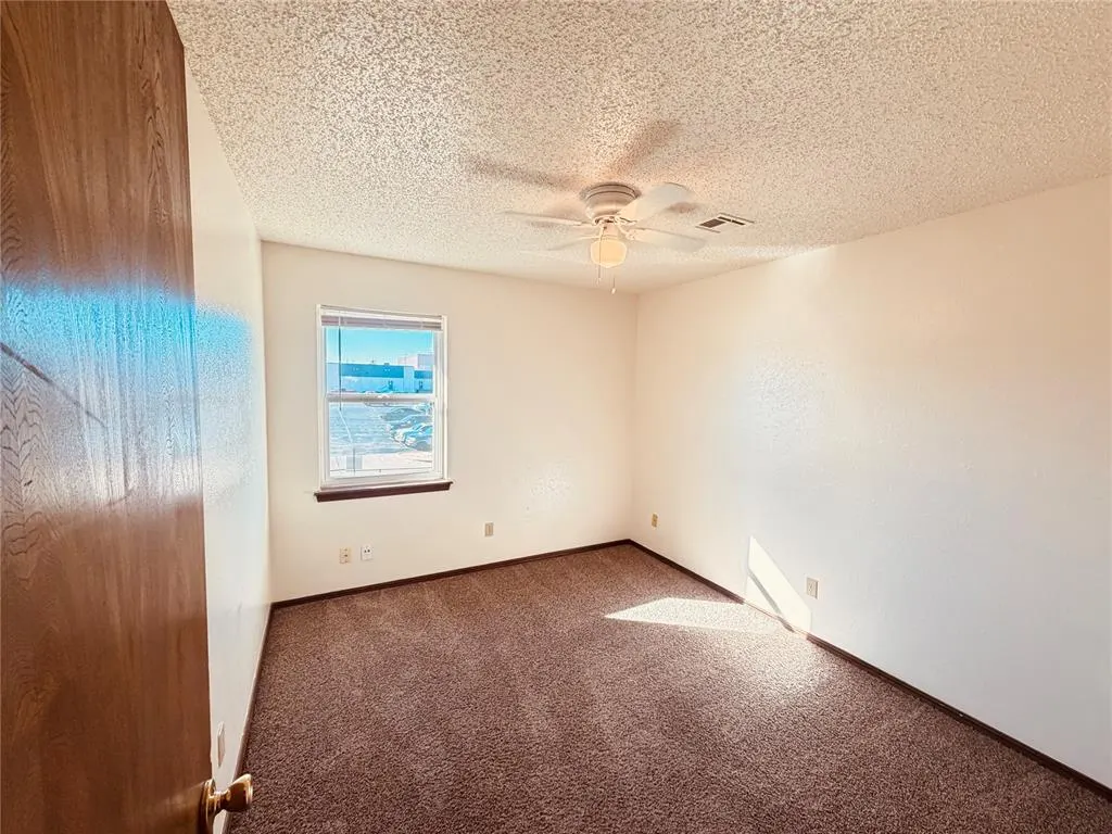 Photo 15 — 320 Falcon Court 3, Norman, OK 73069