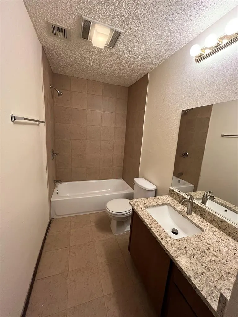 Photo 19 — 320 Falcon Court 3, Norman, OK 73069