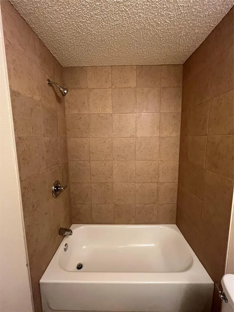 Photo 20 — 320 Falcon Court 3, Norman, OK 73069