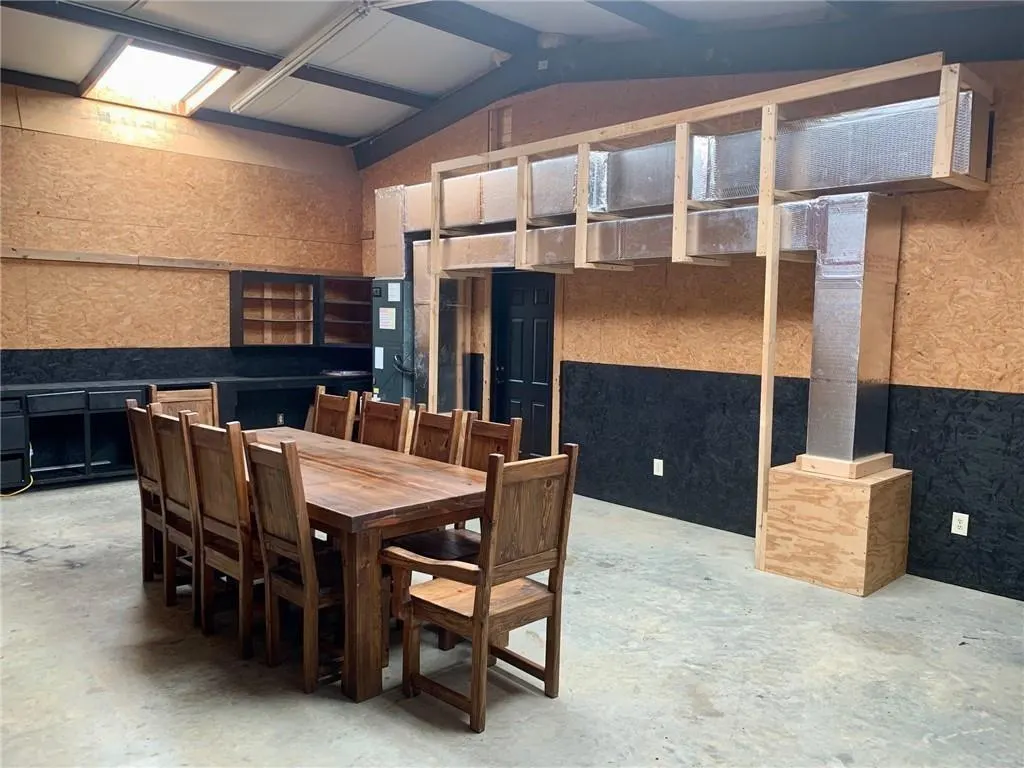 Photo 4 — 50 Spearfish Road, Broken Bow, OK 74728