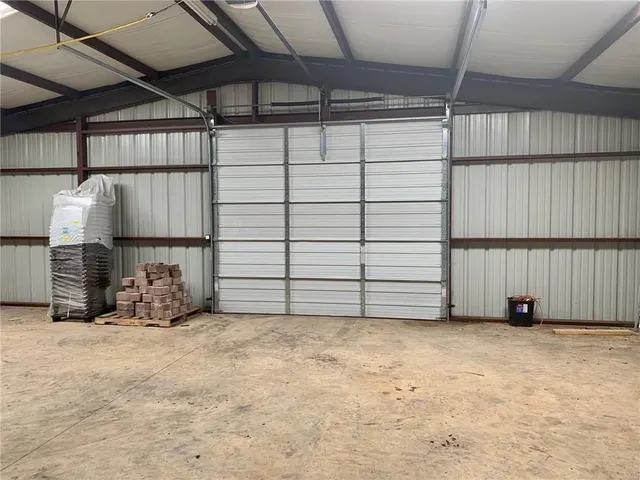 Photo 7 — 50 Spearfish Road, Broken Bow, OK 74728
