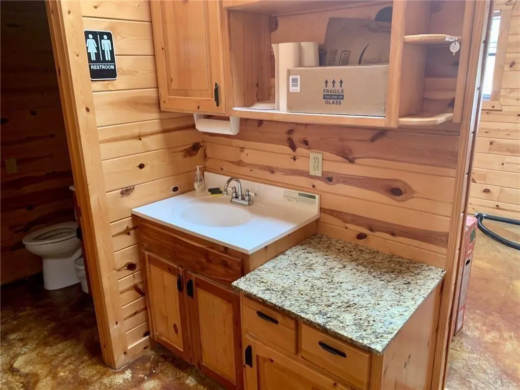 Photo 9 — 50 Spearfish Road, Broken Bow, OK 74728