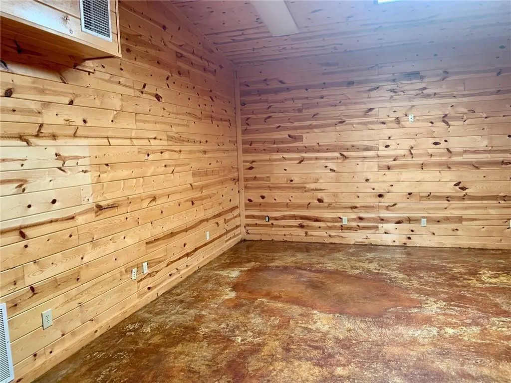 Photo 13 — 50 Spearfish Road, Broken Bow, OK 74728