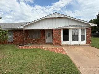 Sold home at 705 E Benton Avenue