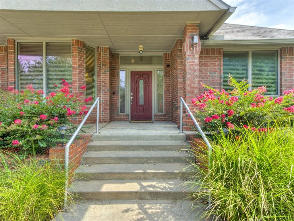 Photo 3 — 3920 Patty Lane, Bethany, OK 73008