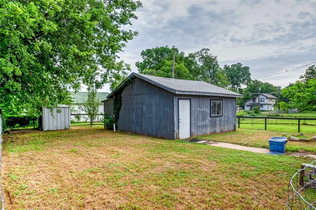 Photo 20 — 201 E 2nd Street, Stroud, OK 74079