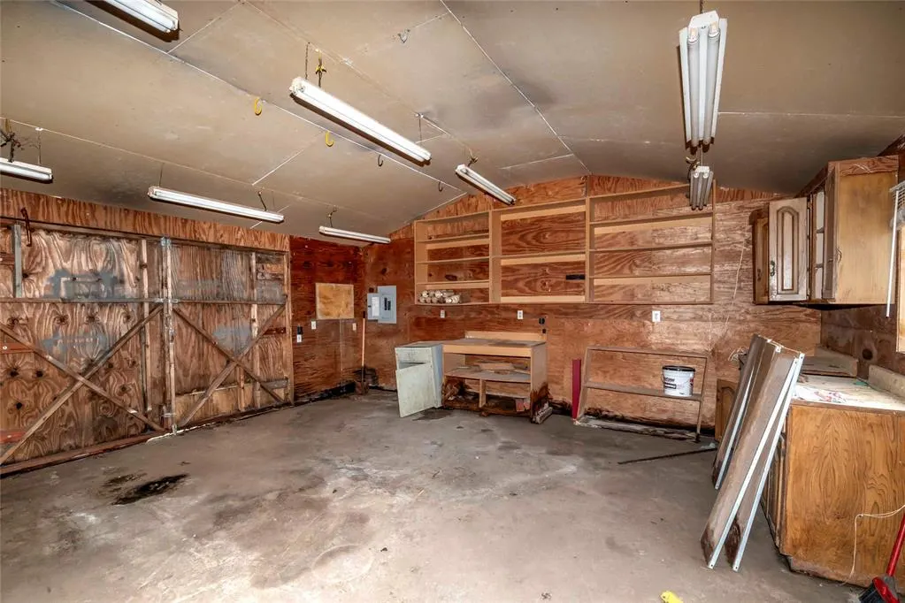 Photo 21 — 201 E 2nd Street, Stroud, OK 74079