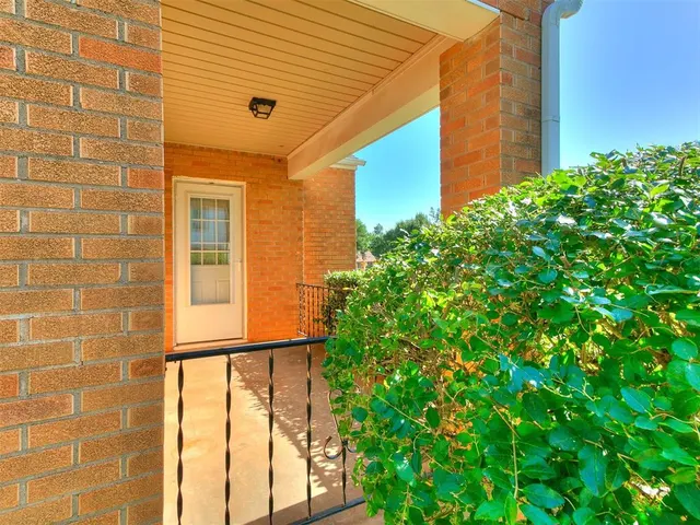 Photo 3 — 1012 S 8th Street, Kingfisher, OK 73750
