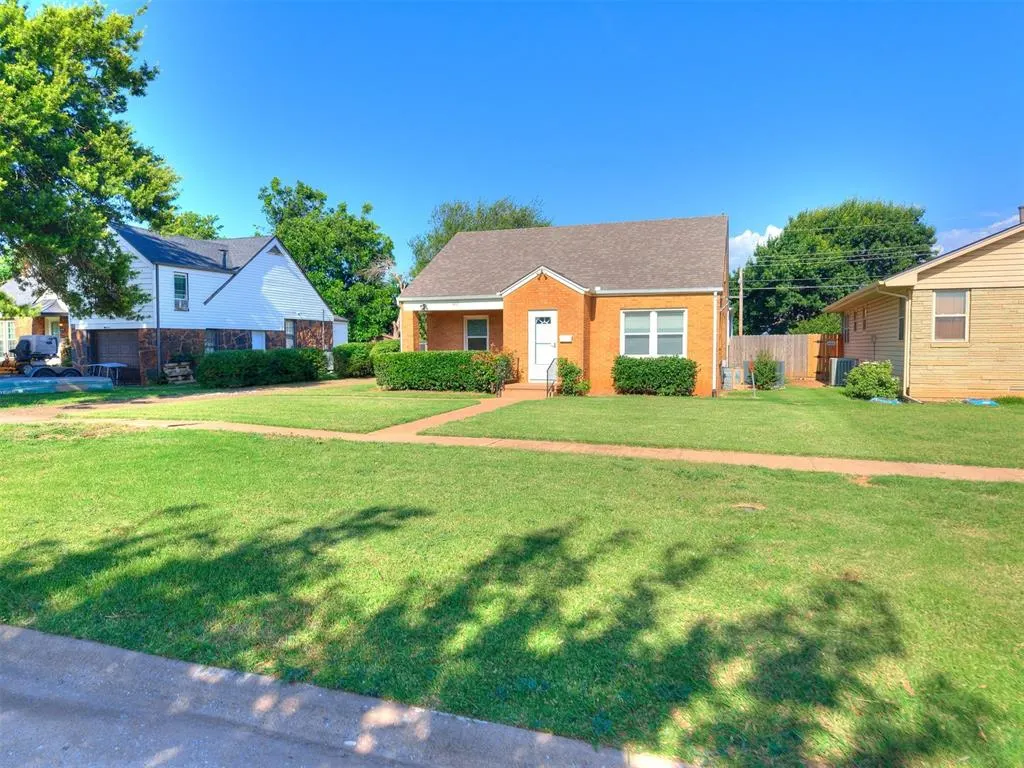 Photo 13 — 1012 S 8th Street, Kingfisher, OK 73750