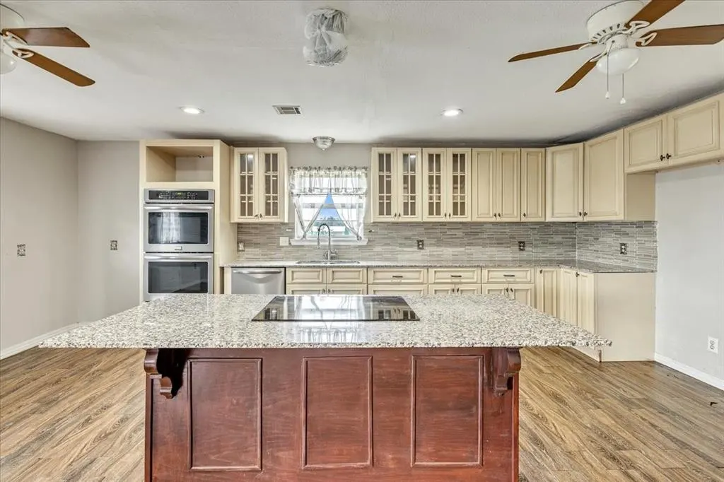 Photo 8 — 12724 Abundance Street, Jones, OK 73049