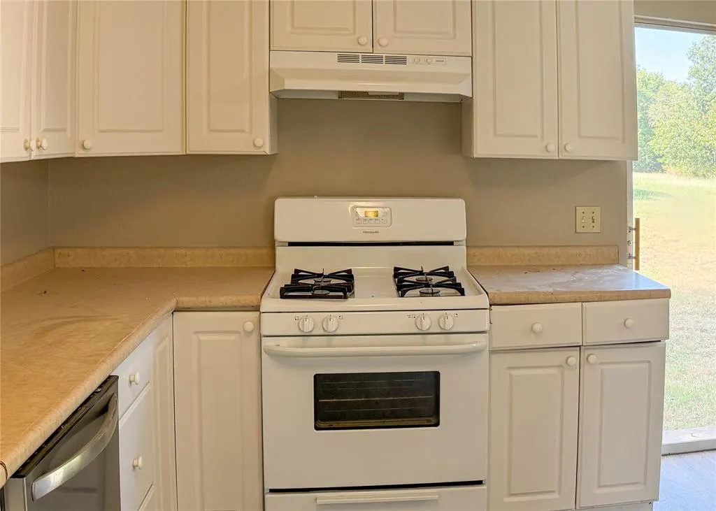 Photo 6 — 817 S Kelly Street, Edmond, OK 73003