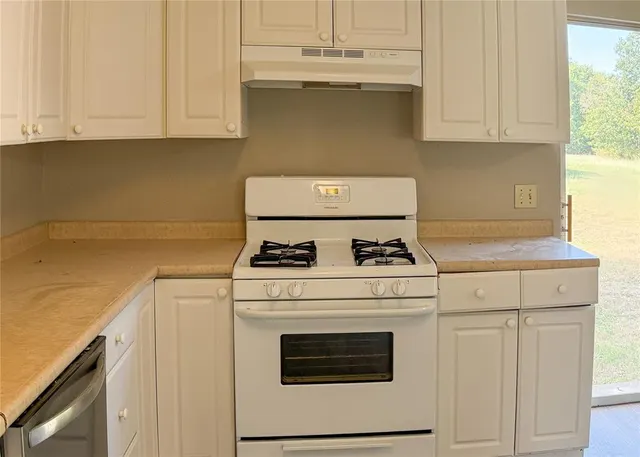 Photo 6 — 817 S Kelly Street, Edmond, OK 73003