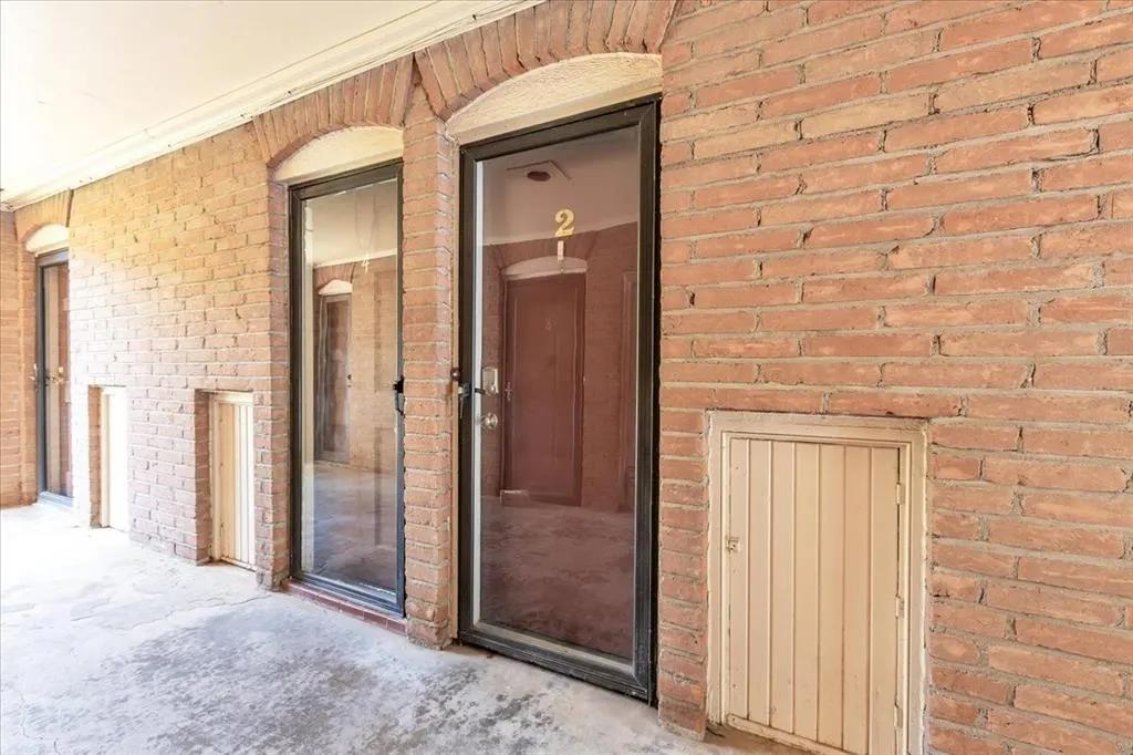 Photo 4 — 6100 N Brookline Avenue 2, Oklahoma City, OK 73112