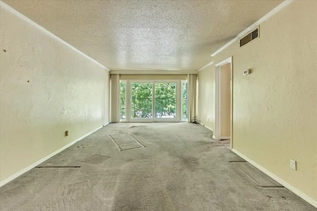 Photo 5 — 6100 N Brookline Avenue 2, Oklahoma City, OK 73112