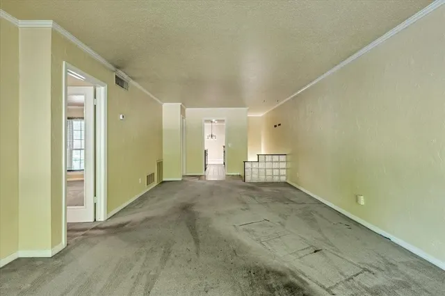 Photo 7 — 6100 N Brookline Avenue 2, Oklahoma City, OK 73112