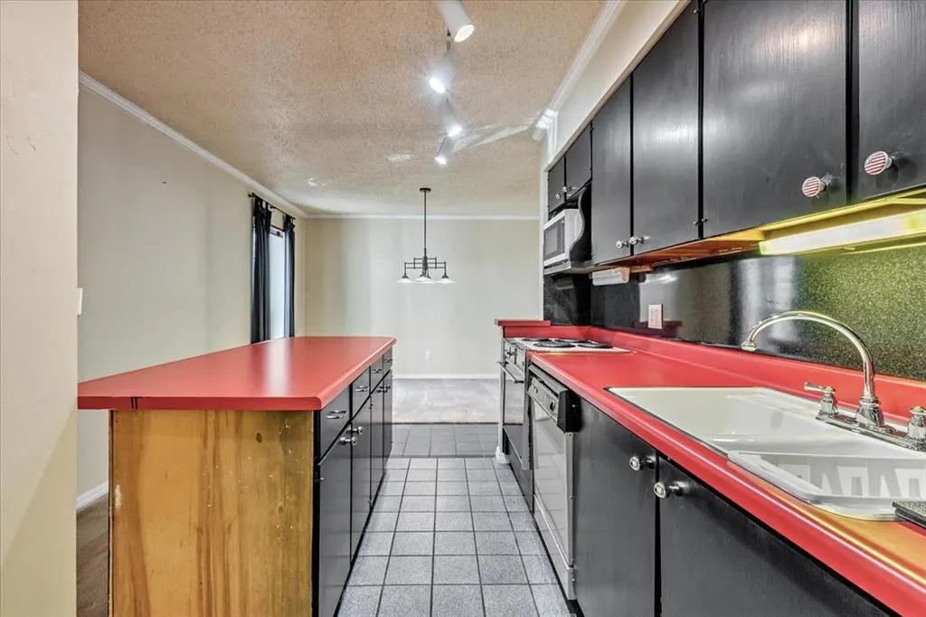 Photo 13 — 6100 N Brookline Avenue 2, Oklahoma City, OK 73112
