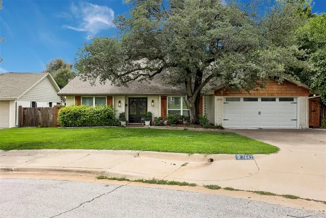 Photo 2 — 2642 NW 42nd Street, Oklahoma City, OK 73112
