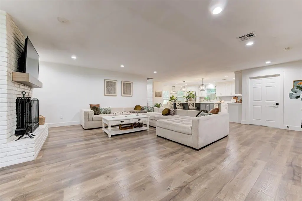 Photo 7 — 2642 NW 42nd Street, Oklahoma City, OK 73112