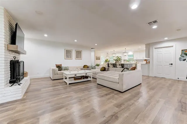 Photo 7 — 2642 NW 42nd Street, Oklahoma City, OK 73112