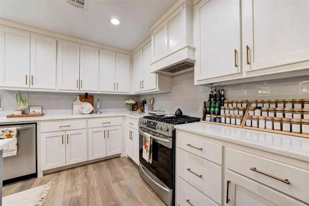 Photo 18 — 2642 NW 42nd Street, Oklahoma City, OK 73112