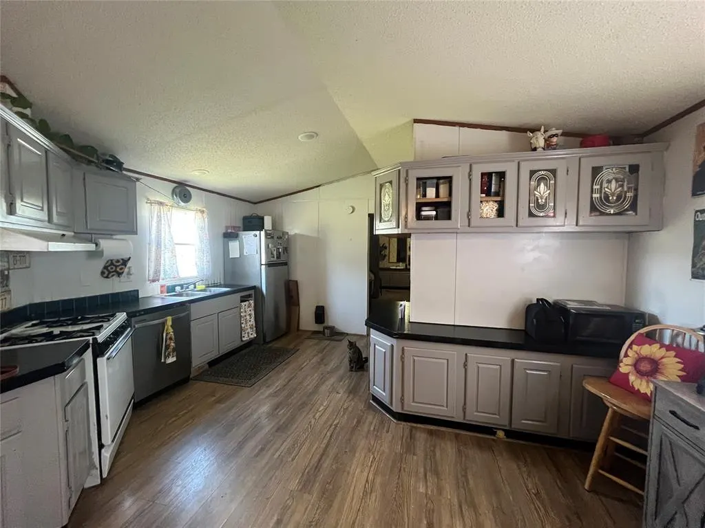 Photo 6 — 25248 Drummond Curve, Tecumseh, OK 74873