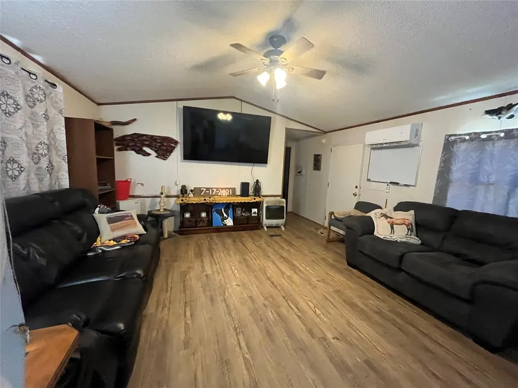Photo 7 — 25248 Drummond Curve, Tecumseh, OK 74873