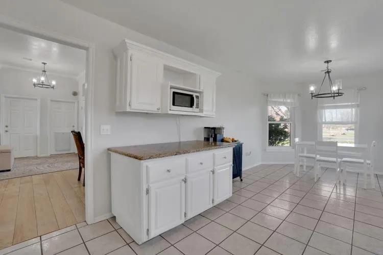 Photo 11 — 2 Havenshire Circle, Lawton, OK 73505