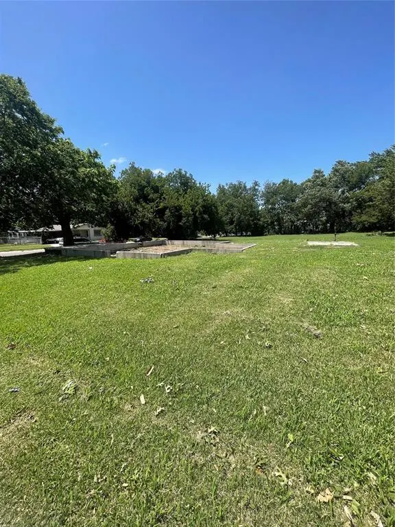 Photo 4 — 602 N Grand Avenue, El Reno, OK 73036
