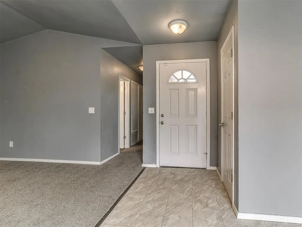 Photo 9 — 341 NW 119th Street, Oklahoma City, OK 73114