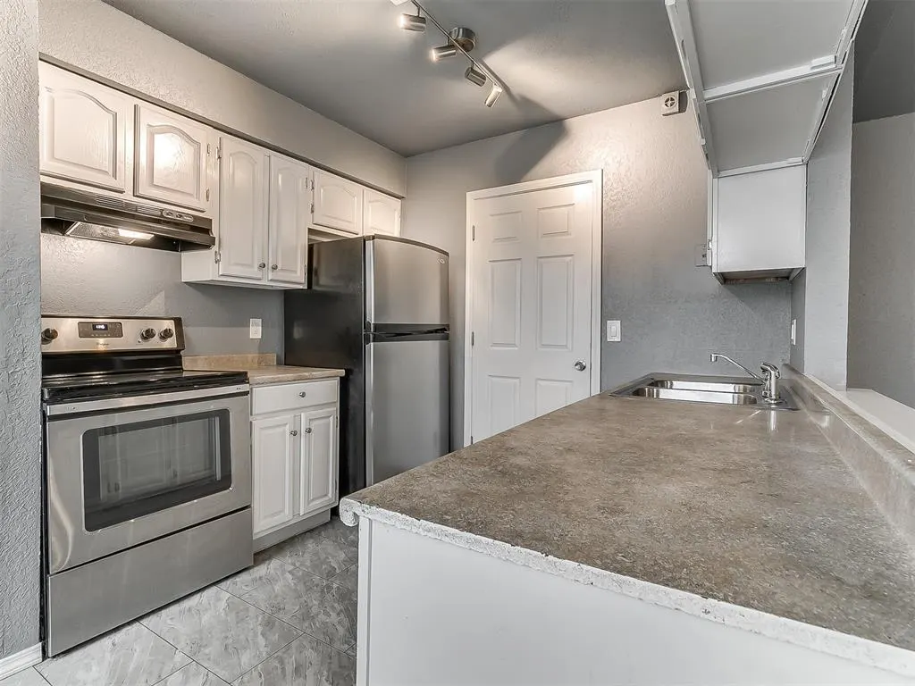 Photo 20 — 341 NW 119th Street, Oklahoma City, OK 73114