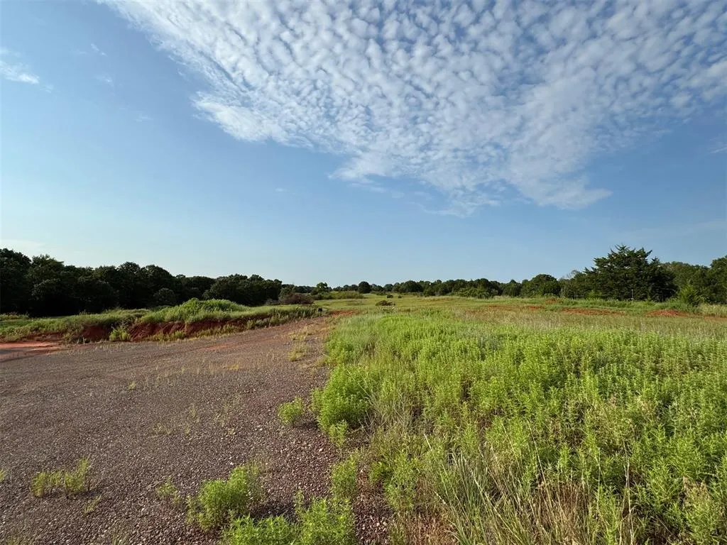 Photo 32 — 330548 E 920 Road, Wellston, OK 74881