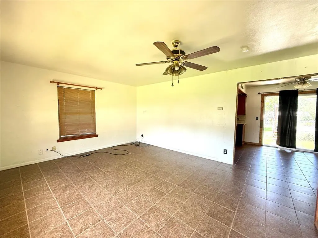 Photo 6 — 501 W H Avenue, Alex, OK 73002