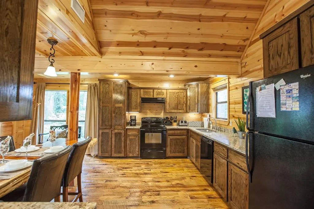 Photo 7 — 165 Huckleberry Trail, Broken Bow, OK 74728