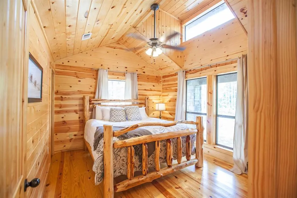 Photo 11 — 165 Huckleberry Trail, Broken Bow, OK 74728
