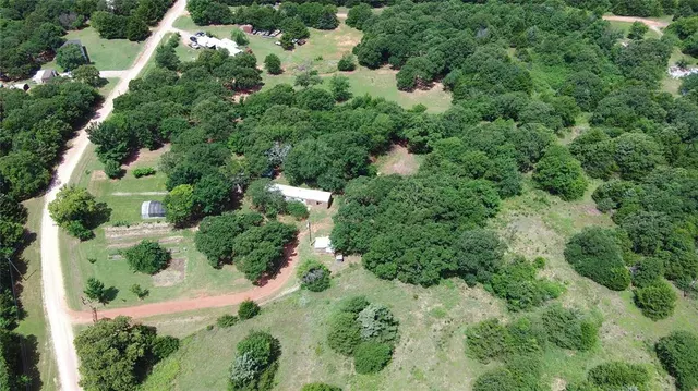 Photo 2 — 337248 E Pecan Meadows Lane, Wellston, OK 74881