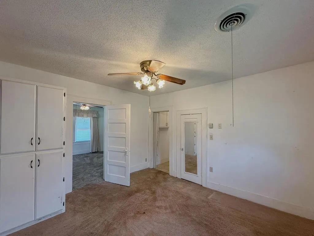 Photo 26 — 309 N Spencer Avenue, Hinton, OK 73047