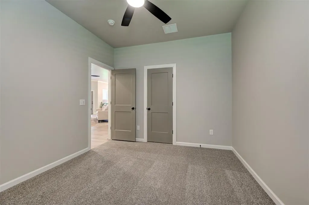 Photo 37 — 3325 Slate River Drive, Yukon, OK 73099