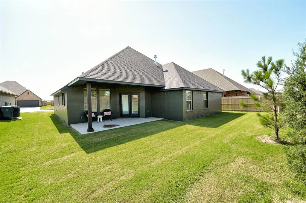 Photo 42 — 3325 Slate River Drive, Yukon, OK 73099